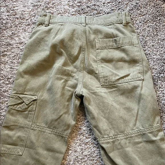 Reformation Olive Cargo Pants - Picture 7 of 7